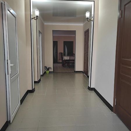 Hotel Гостевой Дом Лума Suchumi Exteriér fotografie