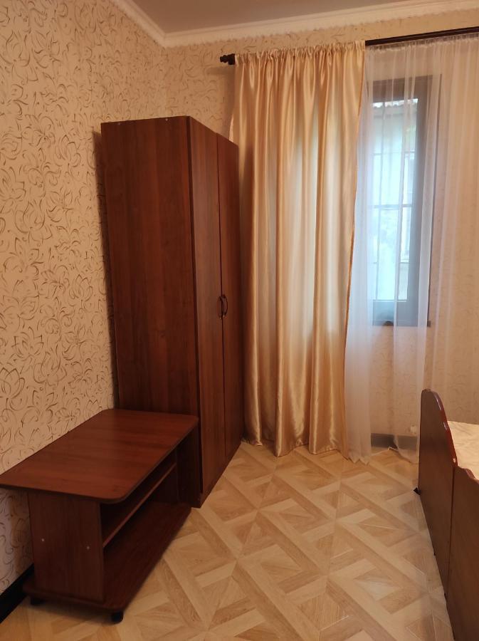 Hotel Гостевой Дом Лума Suchumi Exteriér fotografie